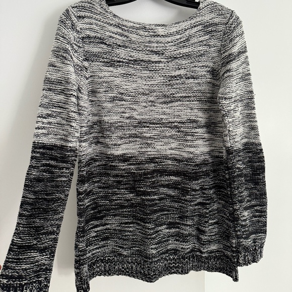 Comfy Tunic Sweater - Picture 1 of 4